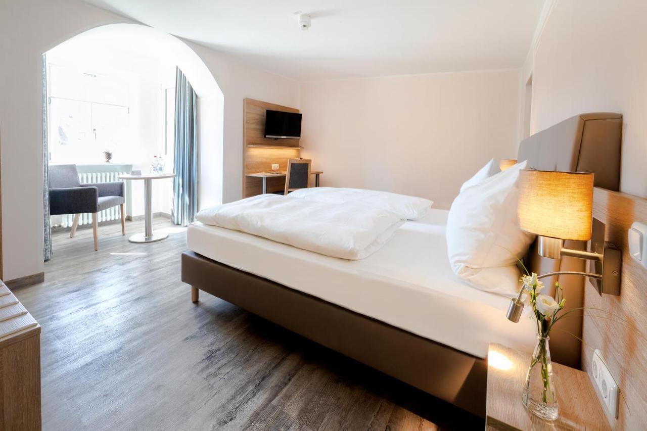 Hotelgasthof Bayerischer Hof Sulzbach-Rosenberg Extérieur photo
